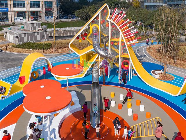 非標造型滑梯
